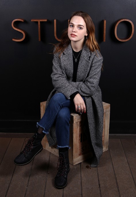 Odessa Young Fotoğrafı