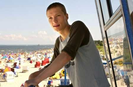 Jacob Matschenz Fotoğrafı