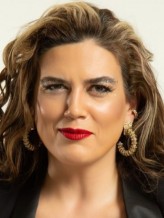 Miray Akovalıgil fotoğrafı