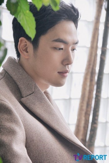 Kim Jung-hyun (i) Fotoğrafı