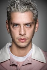 Eduardo Casanova fotoğrafı