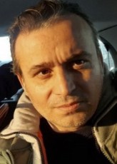 Toprak Karaoğlu fotoğrafı