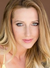 Anna Rose Moore fotoğrafı