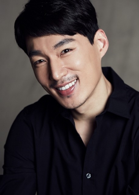 Kim Yool-ho fotoğrafı