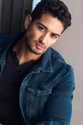 Charles Justo fotoğrafı