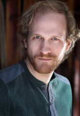 Lowrey Brown fotoğrafı