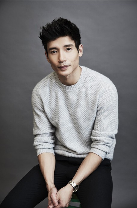 Manny Jacinto Fotoğrafı