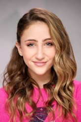 Ava Kolker fotoğrafı