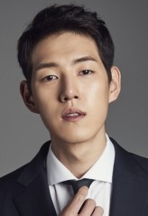 Lee Jae-woo (i) fotoğrafı