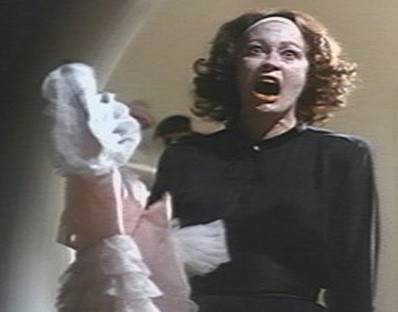 Rutanya Alda fotoğrafı