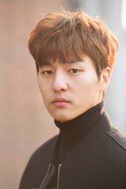 Yang Se-jong fotoğrafı