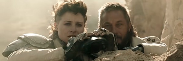 Niamh Algar fotoğrafı