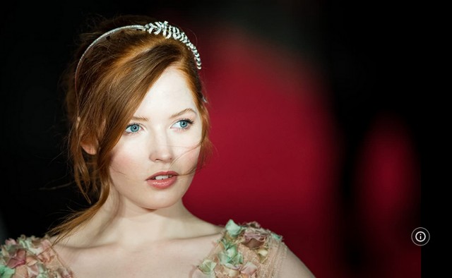 Ellie Bamber fotoğrafı