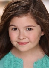 Addison Riecke fotoğrafı