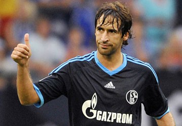 Raúl González fotoğrafı