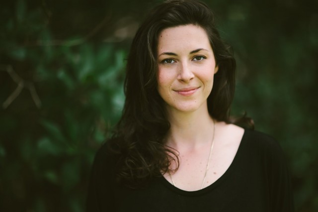 Alexis Victoria  Bloom fotoğrafı