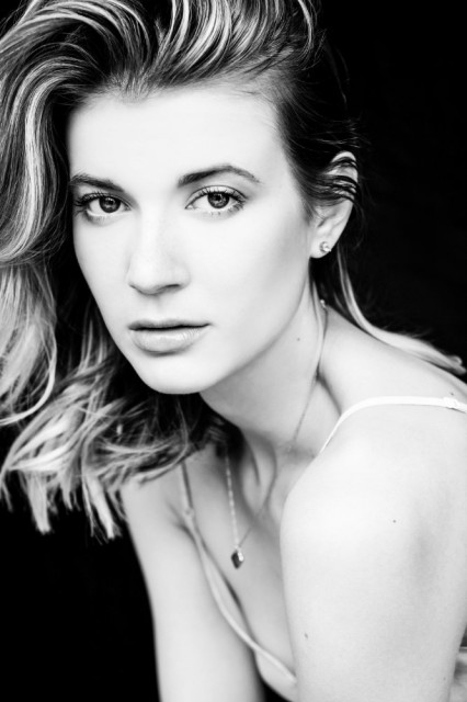 Emma  Johnson fotoğrafı