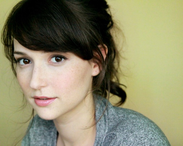 Milana  Vayntrub Fotoğrafı