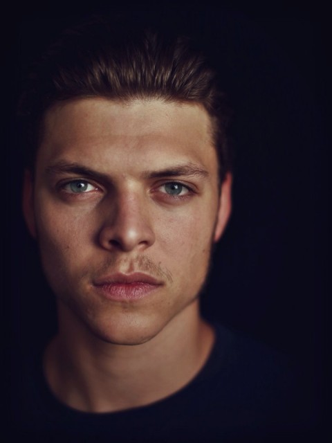 Alex Høgh  Andersen Fotoğrafı