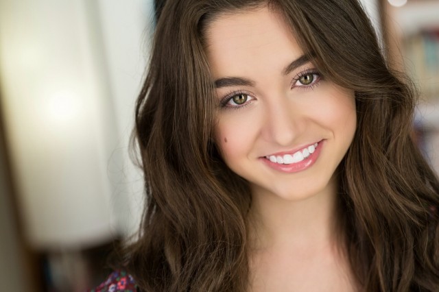 Emmy  Tanzy Fotoğrafı