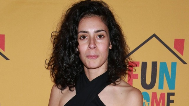 Roberta  Colindrez Fotoğrafı