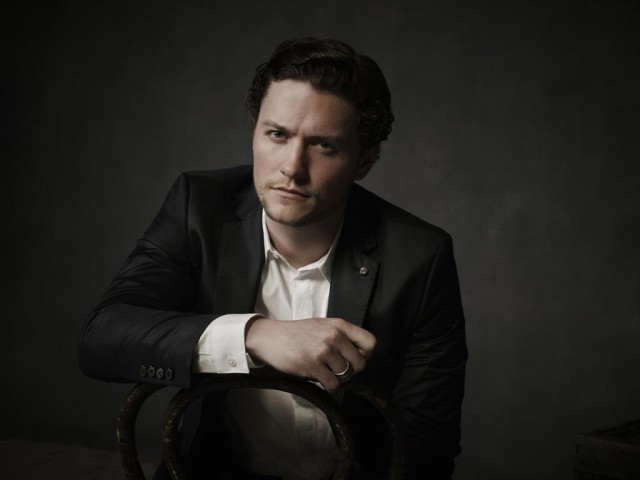 Jon  Fletcher Fotoğrafı