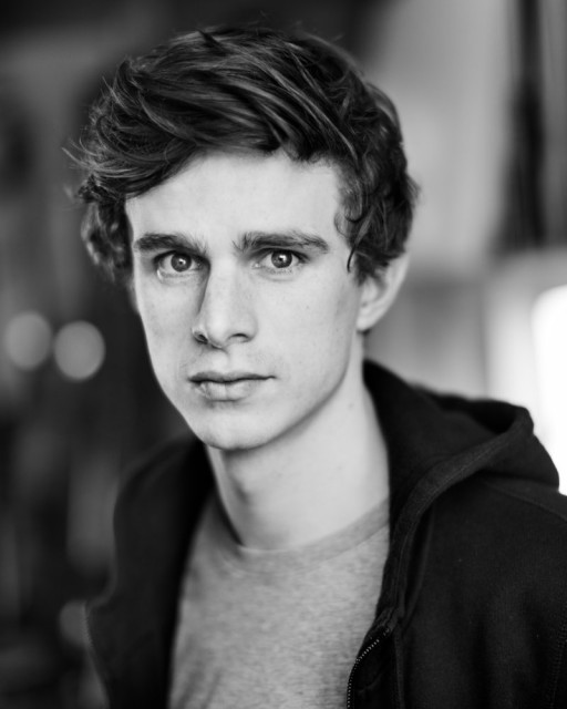 Taylor  Frost fotoğrafı