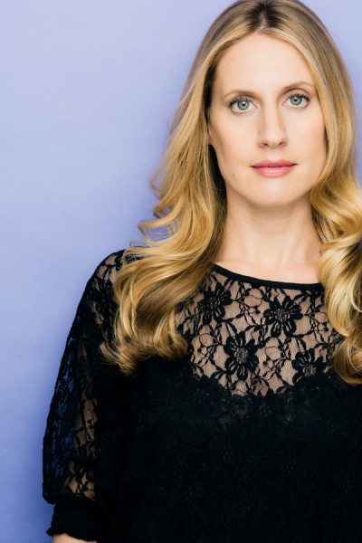 Carla  Delaney fotoğrafı