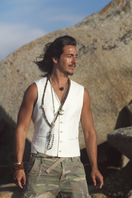 John Bueno fotoğrafı