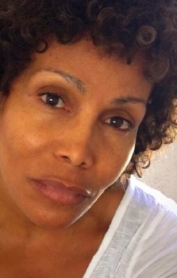 Gina  Jackson Fotoğrafı