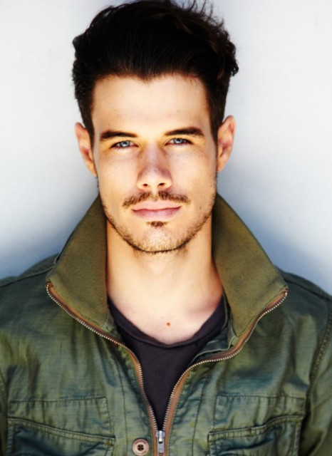 Liam Hall Fotoğrafı