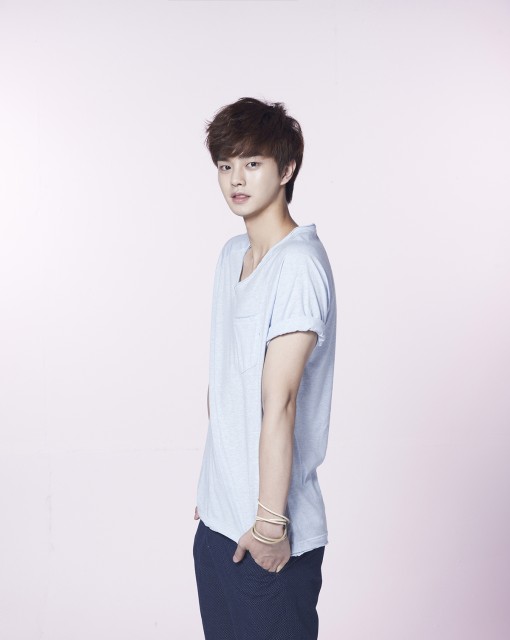 Song Kang Fotoğrafı