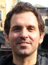  Osman  Moustafa  fotoğrafı