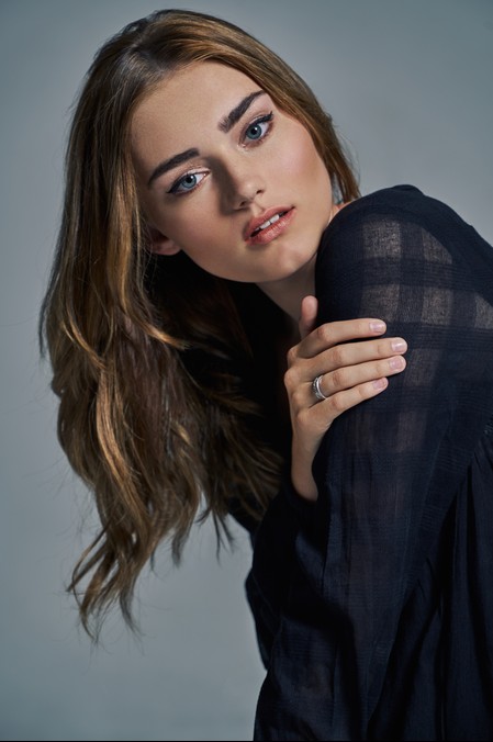 Meg Donnelly Fotoğrafı