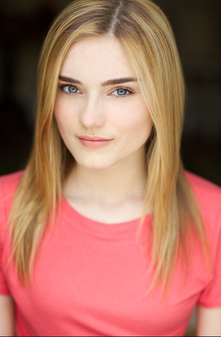 Meg Donnelly Fotoğrafı