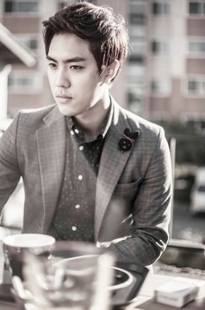 Lee Han-Jong (ii) Fotoğrafı