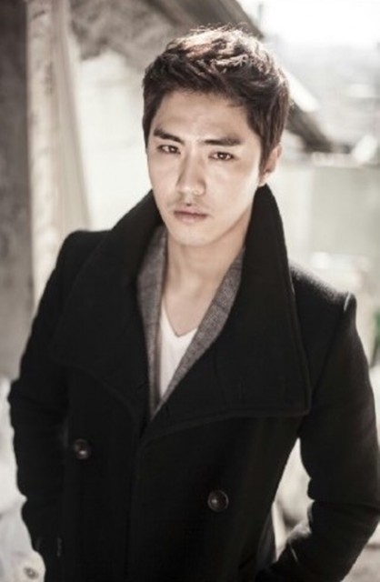 Lee Han-Jong (ii) fotoğrafı