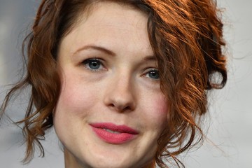 Hannah Steele fotoğrafı