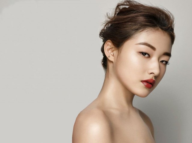 Choi Ah-ra (i) Fotoğrafı