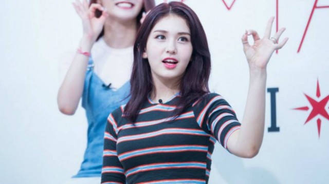 Jeon So-mi fotoğrafı