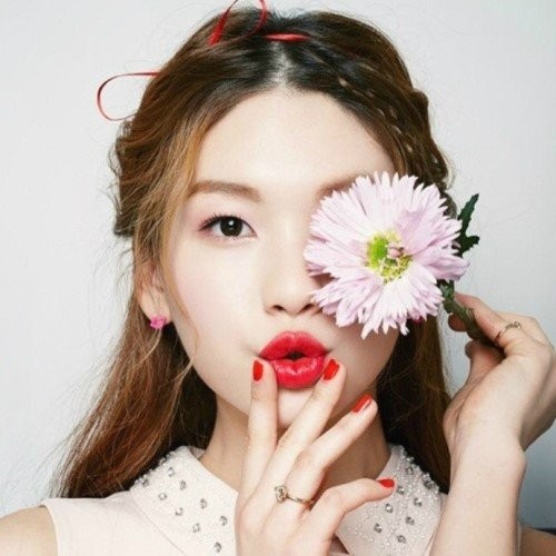 Kim Jin-kyung Fotoğrafı