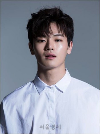 Jang Dong-joo fotoğrafı