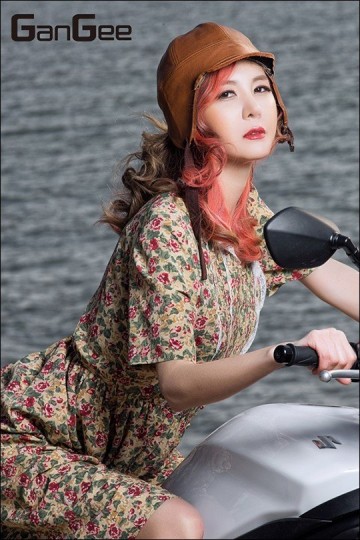 Lee Pa-ni fotoğrafı