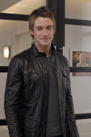 Robert Buckley Fotoğrafı