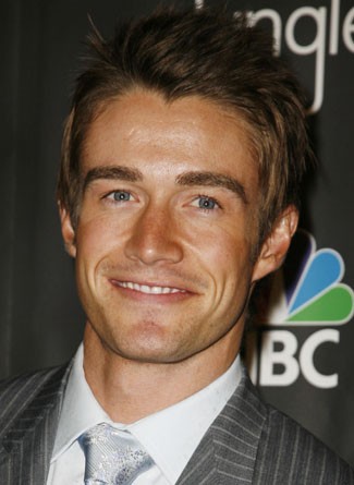 Robert Buckley Fotoğrafı