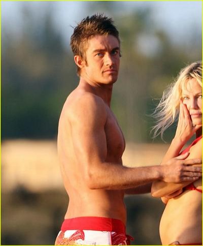 Robert Buckley Fotoğrafı