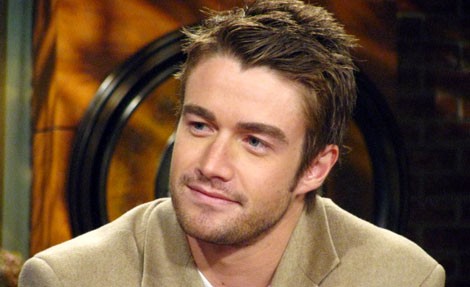 Robert Buckley Fotoğrafı