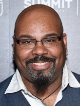 James Monroe Iglehart fotoğrafı