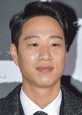 Lee Seung-yong (ii) fotoğrafı