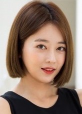 Lee Soo-min (i) fotoğrafı